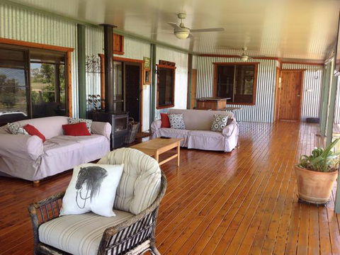 Riverside Farm Retreat B And B - Perisher Accommodation 8