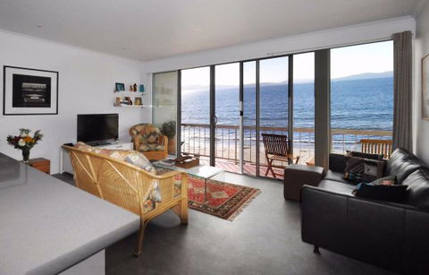 Rivermouth On Kingston Beach - Perisher Accommodation 0