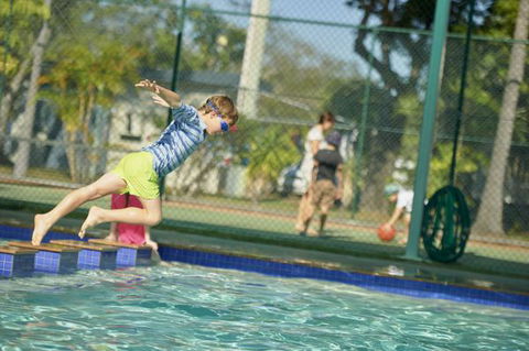 BIG 4 Rowes Bay Beachfront Holiday Park - Perisher Accommodation 2