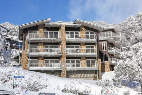 Ropers Alpine Apartments - Perisher Accommodation 0