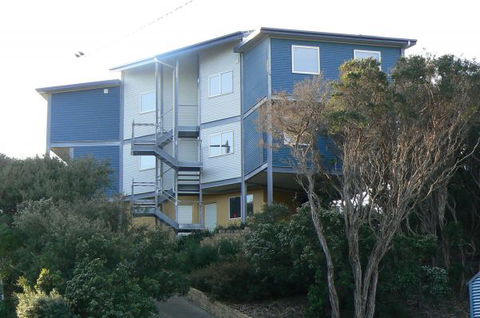 Sandy Point Beach Escape - Perisher Accommodation 0