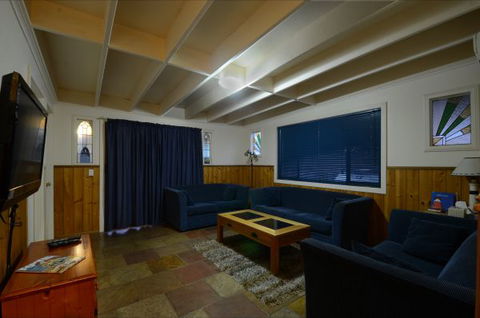 Seahaven Holiday House - Perisher Accommodation 5