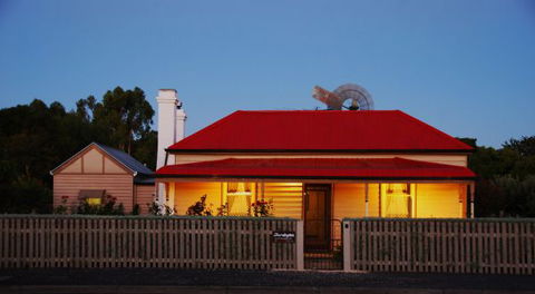 Shurdingtons Cottage - Perisher Accommodation 1