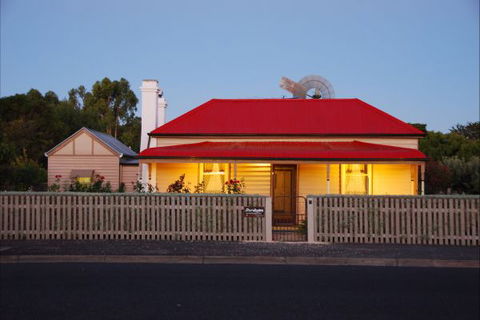 Shurdingtons Cottage - Perisher Accommodation 5