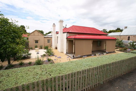 Shurdingtons Cottage - Perisher Accommodation 6