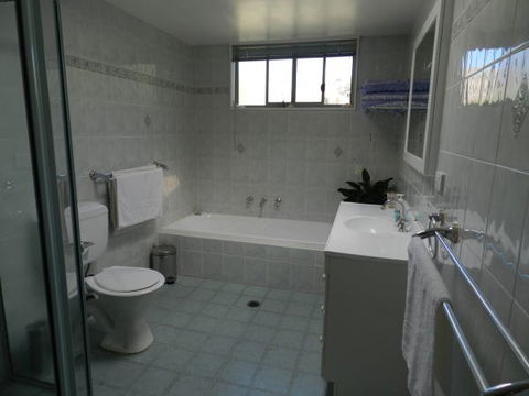 Tarrabandra Fishing Retreat - Perisher Accommodation 4