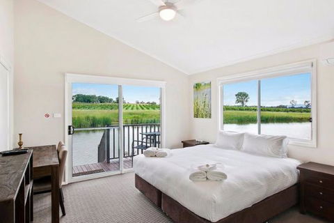 The Lakehouse At 201 - Perisher Accommodation 0