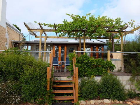 The Old Drik Drik Schoolhouse Retreat - Perisher Accommodation 1