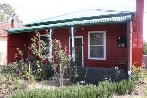 The Red House - Perisher Accommodation 0