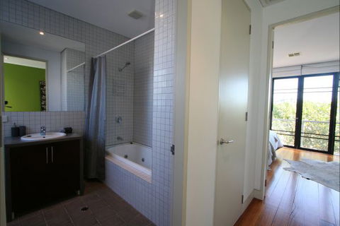 Two Five Zero / Richmond - Perisher Accommodation 7