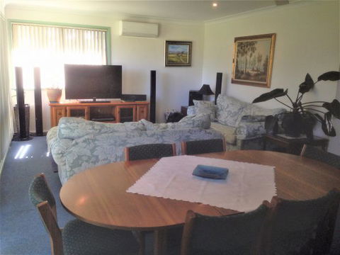 Waratah Cottage - Perisher Accommodation 2