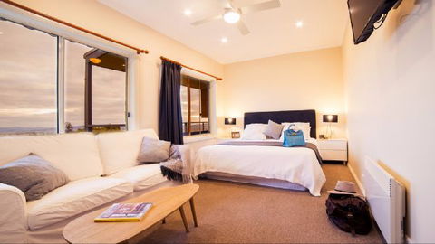 Wild Dog Rise - Perisher Accommodation 5