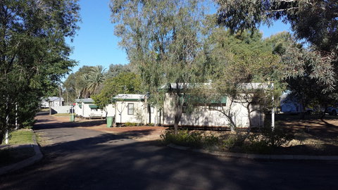 Cunnamulla Tourist Park - Perisher Accommodation 0