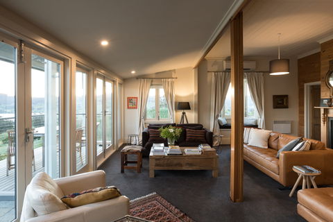 Frenchman's River - The Helmsman's House - Perisher Accommodation 5