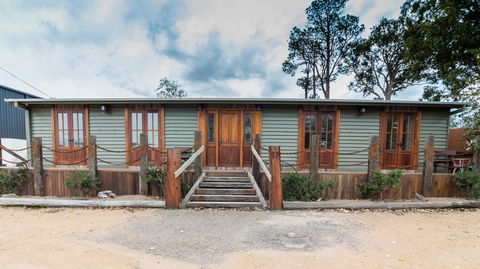 Uniquely Pambula - Pet Friendly Holiday Accomodation - Perisher Accommodation 0