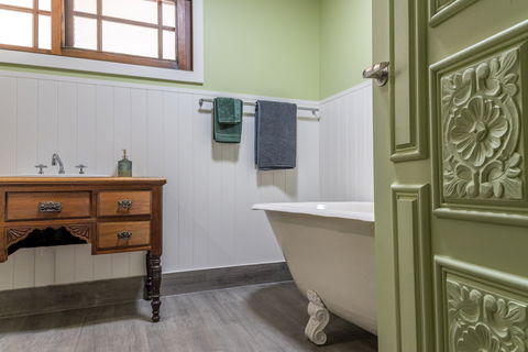 Uniquely Pambula - Pet Friendly Holiday Accomodation - Perisher Accommodation 5