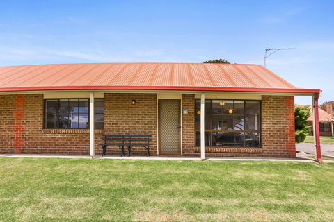 Unit 3, 5-/ Surf Avenue, Carrickalinga - Perisher Accommodation 6