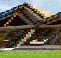 Amarina Farm Stay and Gardens - Perisher Accommodation