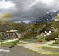 Binalong Bungalows - Perisher Accommodation