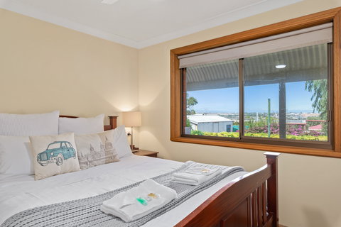 Century21 SouthCoast: Reef & Vines Port Noarlunga - Perisher Accommodation 0