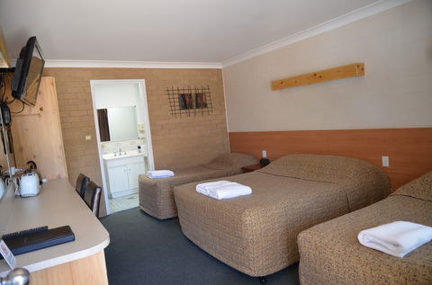 Alexander Motor Inn Moree - Perisher Accommodation 0