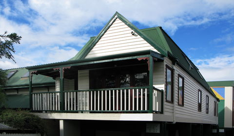 Dlux + Escape @ Lorne - Perisher Accommodation 1