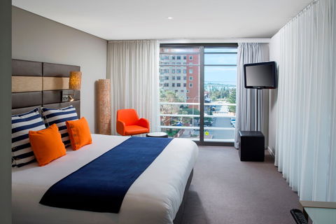 Novotel Newcastle Beach - Perisher Accommodation 0