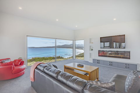 Tranquility Bay Of Fires - Perisher Accommodation 2