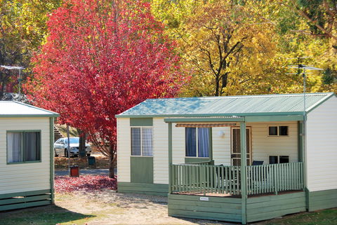 Beechworth Lake Sambell Caravan Park - Perisher Accommodation 2