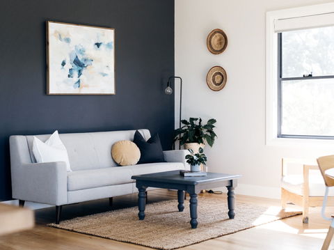 Chic Country Cottage With Vineyard Views - Perisher Accommodation 1