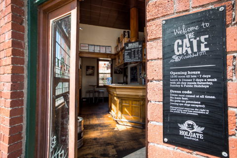 Holgate Hotel - Perisher Accommodation 1