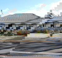 Ivy On Glenelg - Perisher Accommodation