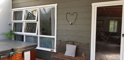 Kiwarrak Country Retreat - Perisher Accommodation 0