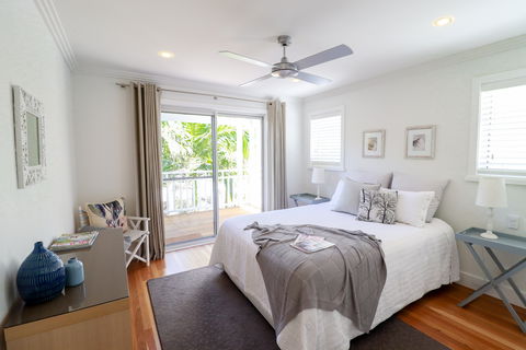 The Lakehouse At Raffetys Resort - Perisher Accommodation 1