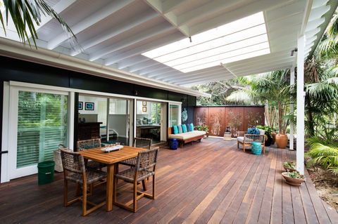 Blue Peter Luxury Beach House - Perisher Accommodation 0