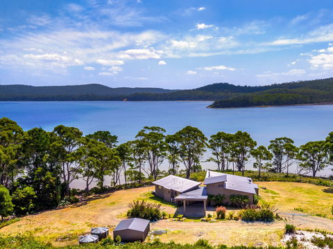 Cloudy Bay Lagoon Estate - Perisher Accommodation 0