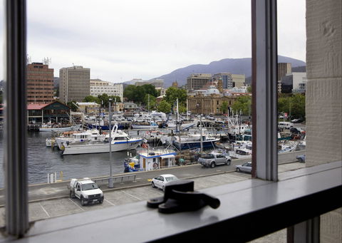 Sullivans Cove Apartments - Harbourside - Perisher Accommodation 1