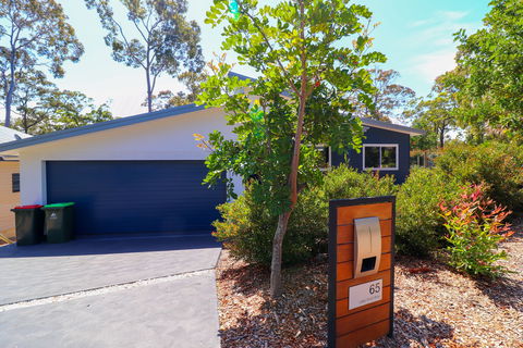 Sunset On Lake Point - Perisher Accommodation 0