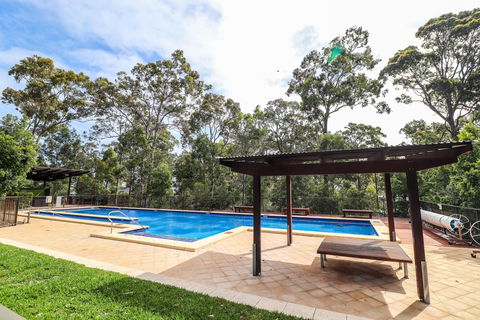 Sunset On Lake Point - Perisher Accommodation 1