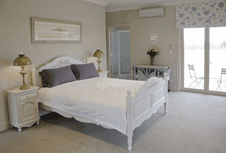 Myan Breezes Guesthouse - Perisher Accommodation 0