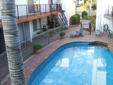 Bargara Beachfront Holiday Apartments - Perisher Accommodation 0