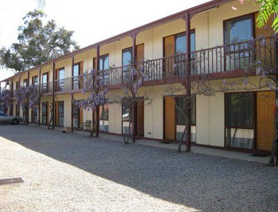 Central Motor Inn Wentworth - Perisher Accommodation 0