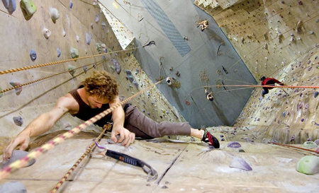 Cliffhanger Climbing Gym - Perisher Accommodation 2