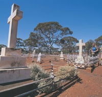 Old Pioneer Cemetery Coolgardie - Perisher Accommodation