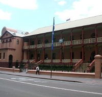 Parliament House - Perisher Accommodation