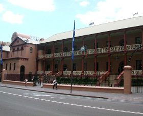 Parliament House - Perisher Accommodation 0
