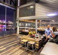 The Theatre Bar at the End of The Wharf - Perisher Accommodation