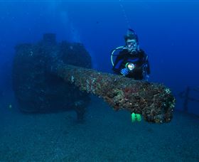 HMAS Brisbane Dive Site - Perisher Accommodation 1