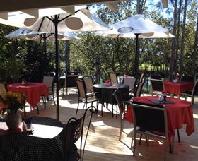 The Other Side Art Cafe - Perisher Accommodation 2