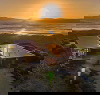 Bruny Island 3-Day Guided Walk with Wine and Cheese Tasting - Perisher Accommodation